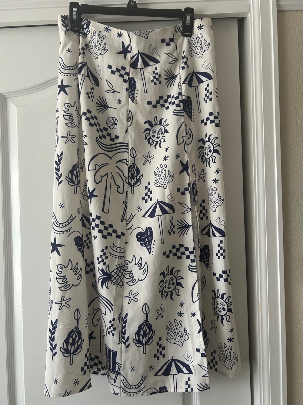 SHEIN White A-Line Skirt with Navy Beach Motif